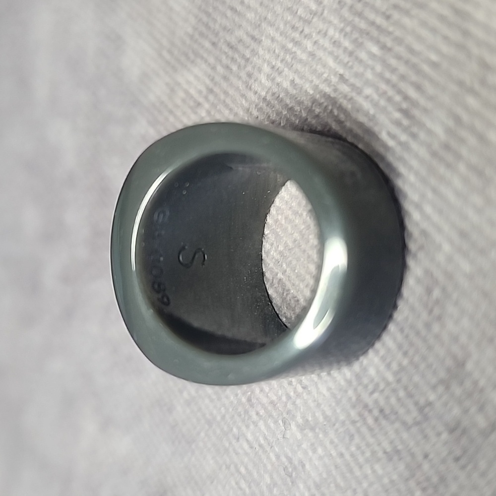 Louis Vuitton Gray Floral Glitter Sparkle Resin Silver Plastic Ring Sz.S/5-6 - Picture 7 of 9